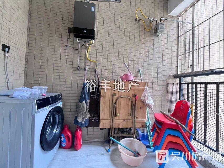 出售海廣 沿江壹號(hào)4室2廳2衛(wèi)114.9平米79萬(wàn)住宅