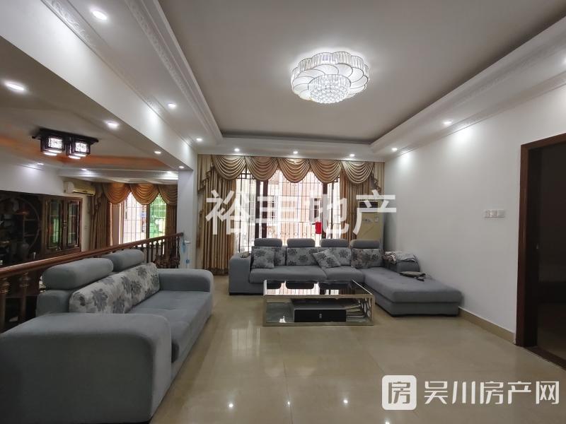 46萬出售新華學(xué)區(qū)步梯低層3房