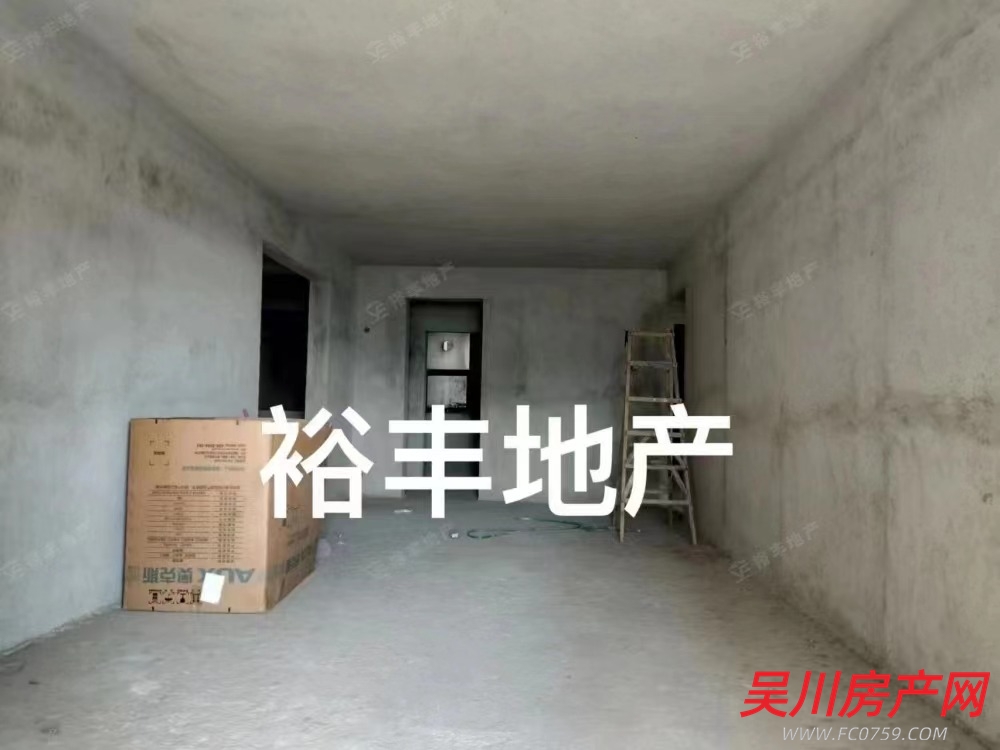出售匯景藍(lán)灣3室2廳2衛(wèi)140.6平米56萬住宅