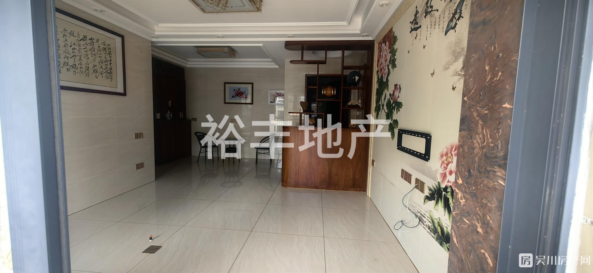 出租時(shí)代名城3室2廳2衛(wèi)105平米1600元/月住宅