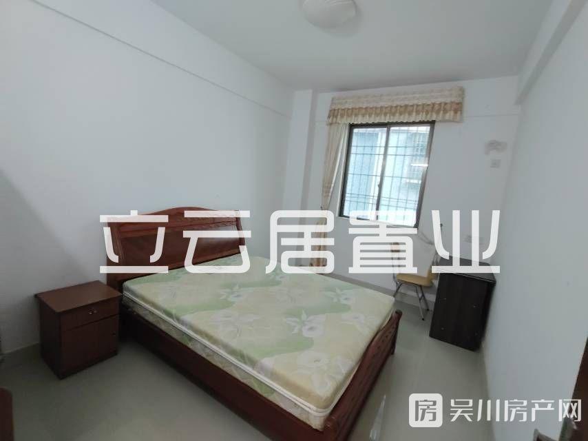 出租金牛一期附近3室2廳?梯底層87平僅需800元/月住宅