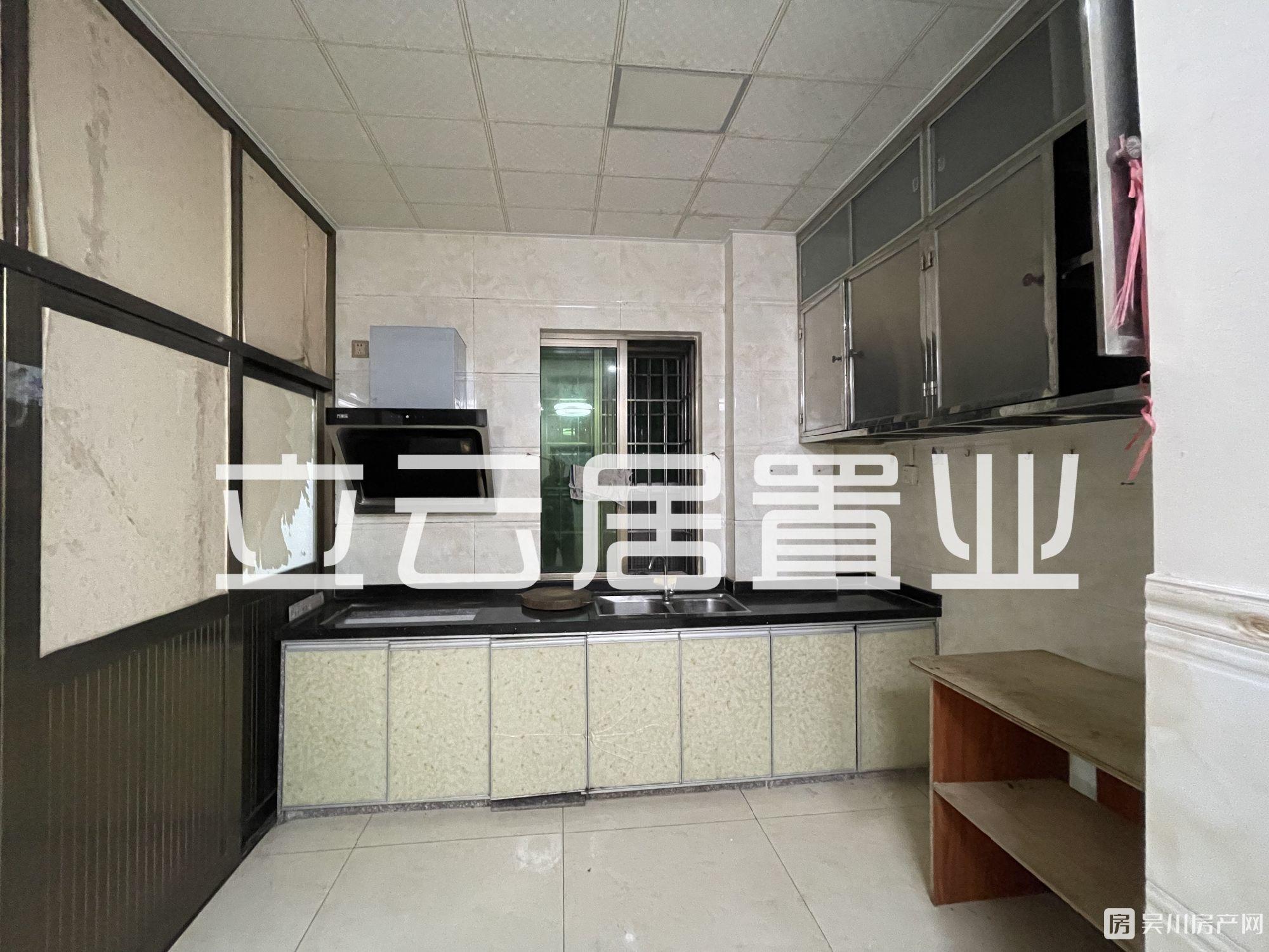 出租山莊路私人屋3室2廳2衛(wèi)120平米1200元/月住宅