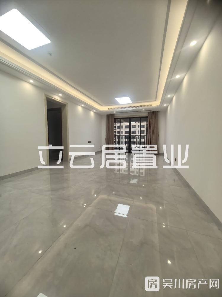 出租華和南國銀苑5室2廳2衛(wèi)130平米2600元/月住宅