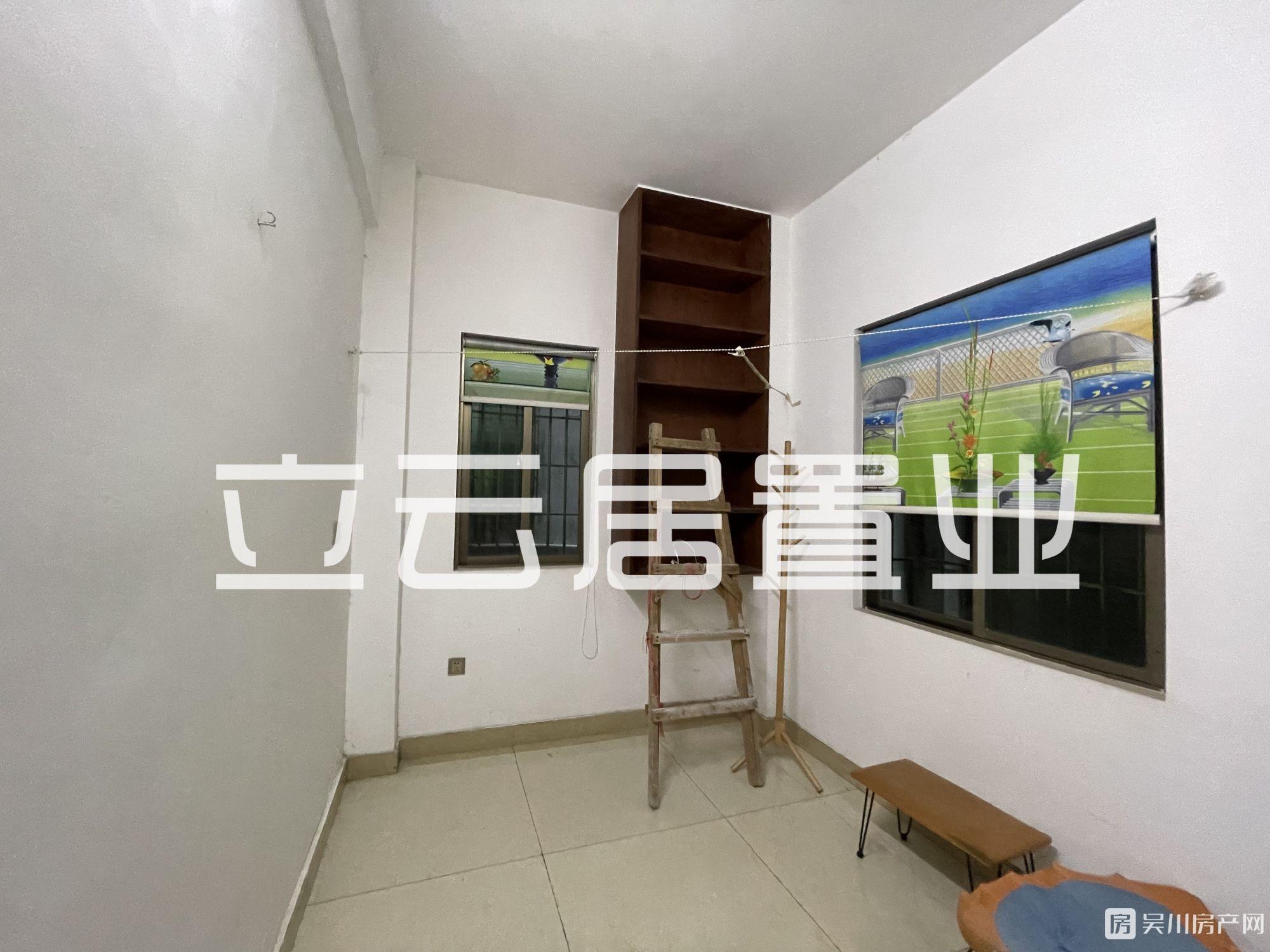 出租山莊路私人屋3室2廳2衛(wèi)120平米1200元/月住宅