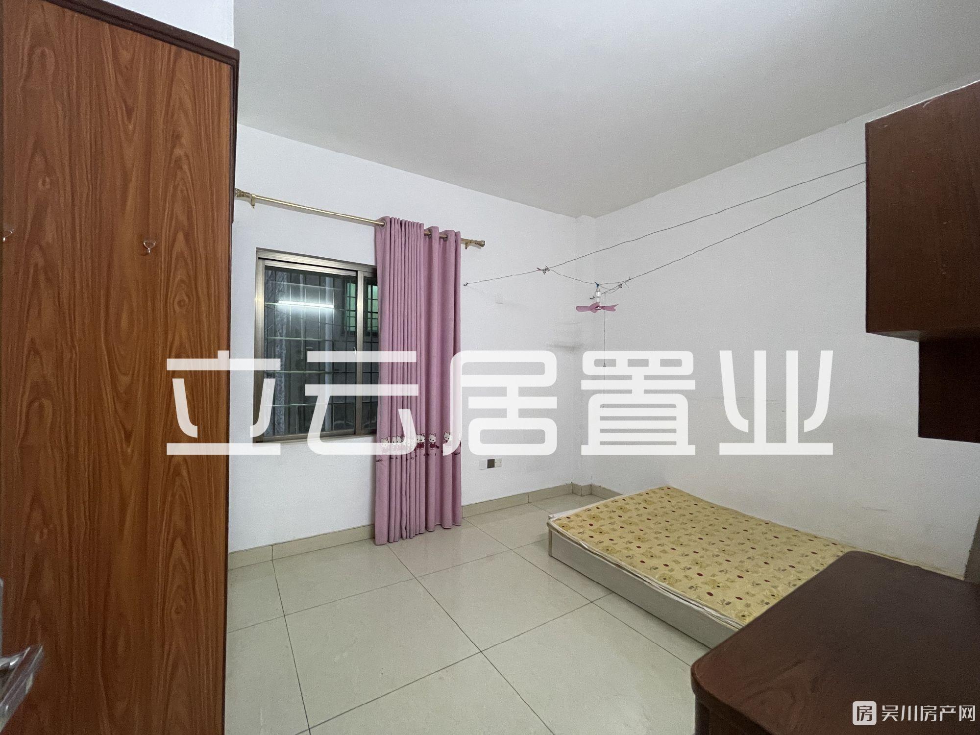 出租山莊路私人屋3室2廳2衛(wèi)120平米1200元/月住宅
