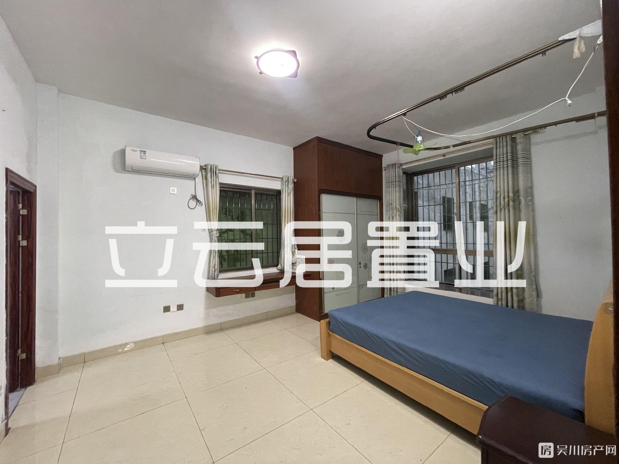出租山莊路私人屋3室2廳2衛(wèi)120平米1200元/月住宅
