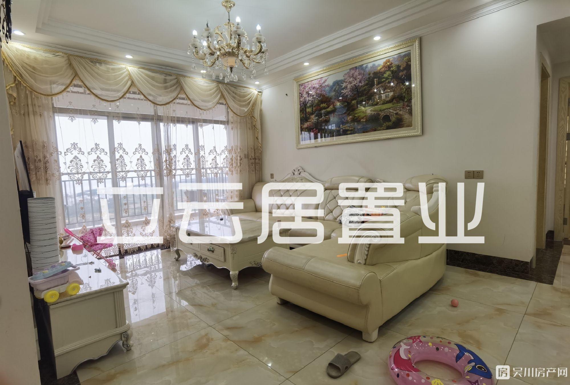 出租碧海園3室2廳豪裝家私家電齊全拎包入住僅需1800元
