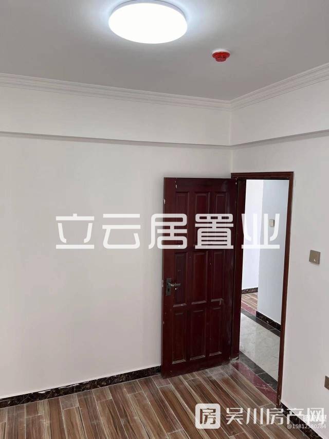 出租金牛小區(qū)3期-和韻居3室2廳2衛(wèi)102平米1300元/月住宅
