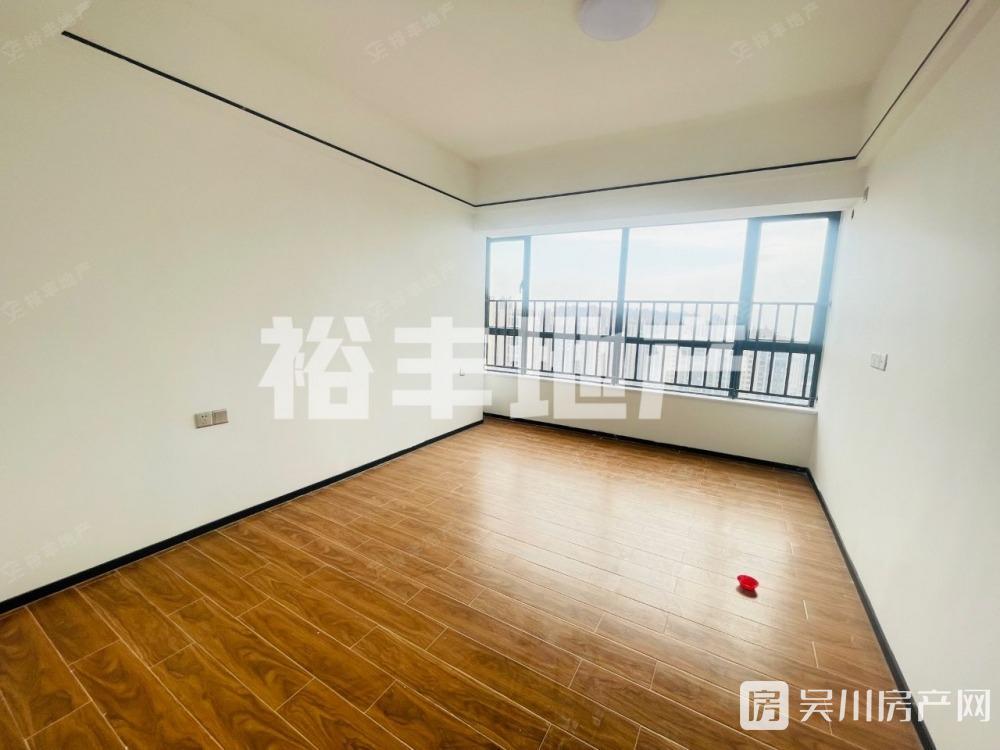 出售裕達豪庭3室2廳2衛(wèi)110平米98萬住宅