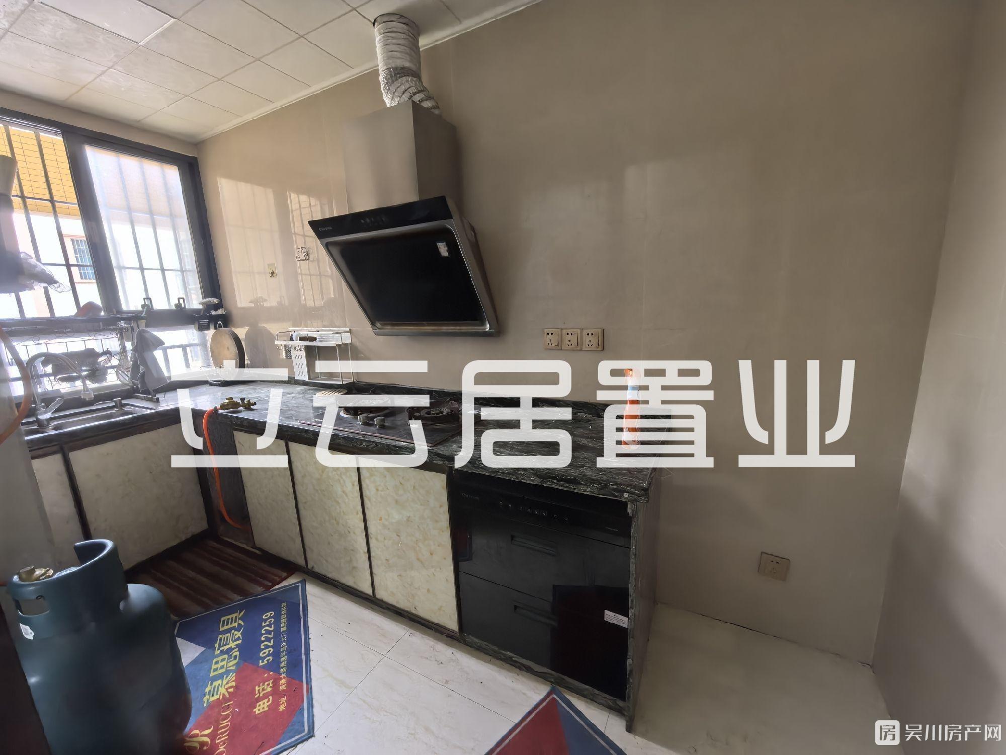 出租帝景居3室2廳1衛(wèi)94平米1300元/月住宅