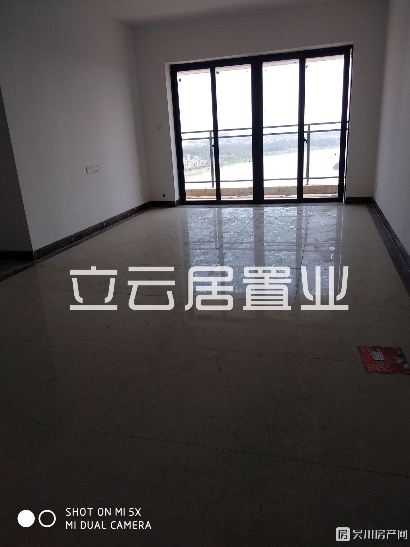 出售吳川第一城4室2廳2衛(wèi)129平米63.8萬住宅