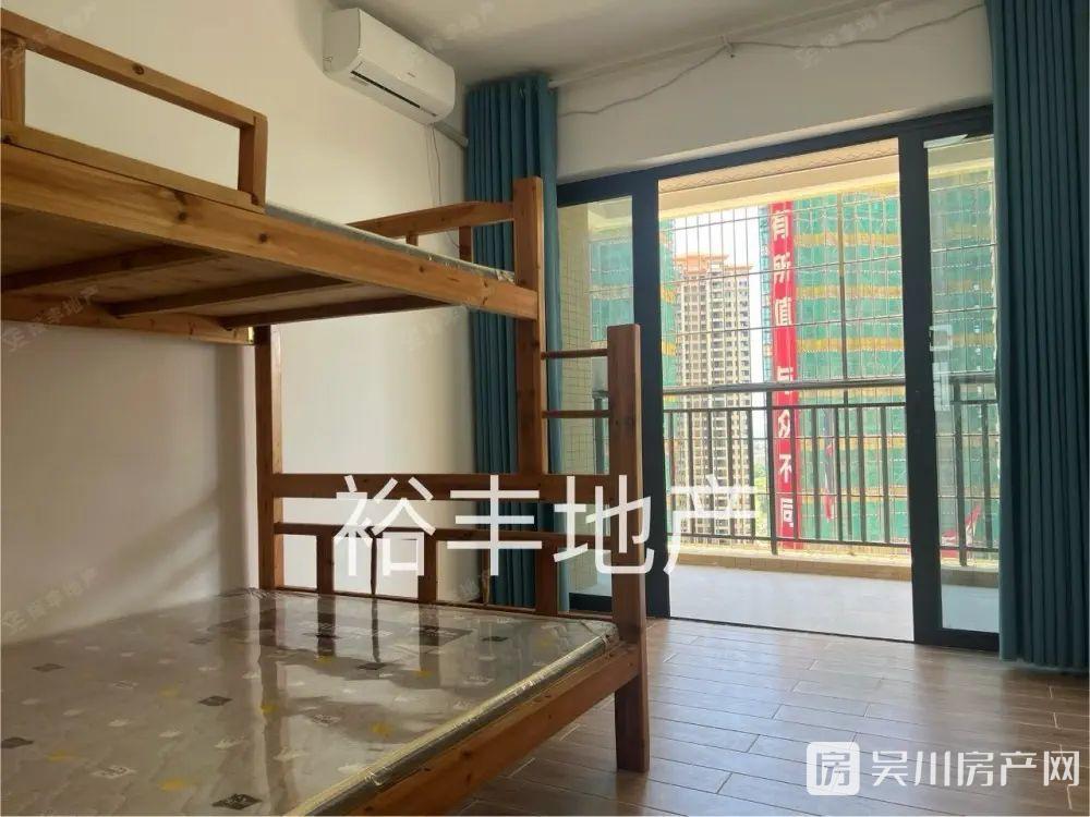 出租壹號公館4室2廳2衛(wèi)127平米2300元/月住宅