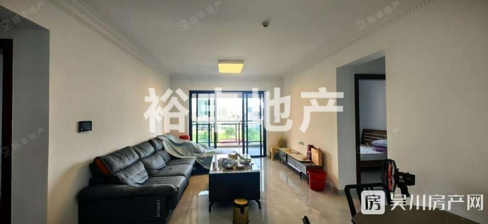 出售華和南國茗苑5室2廳2衛(wèi)119平米96萬住宅