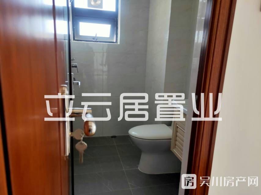 出租海廣 沿江壹號(hào)4室2廳2衛(wèi)127平米2200元/月住宅