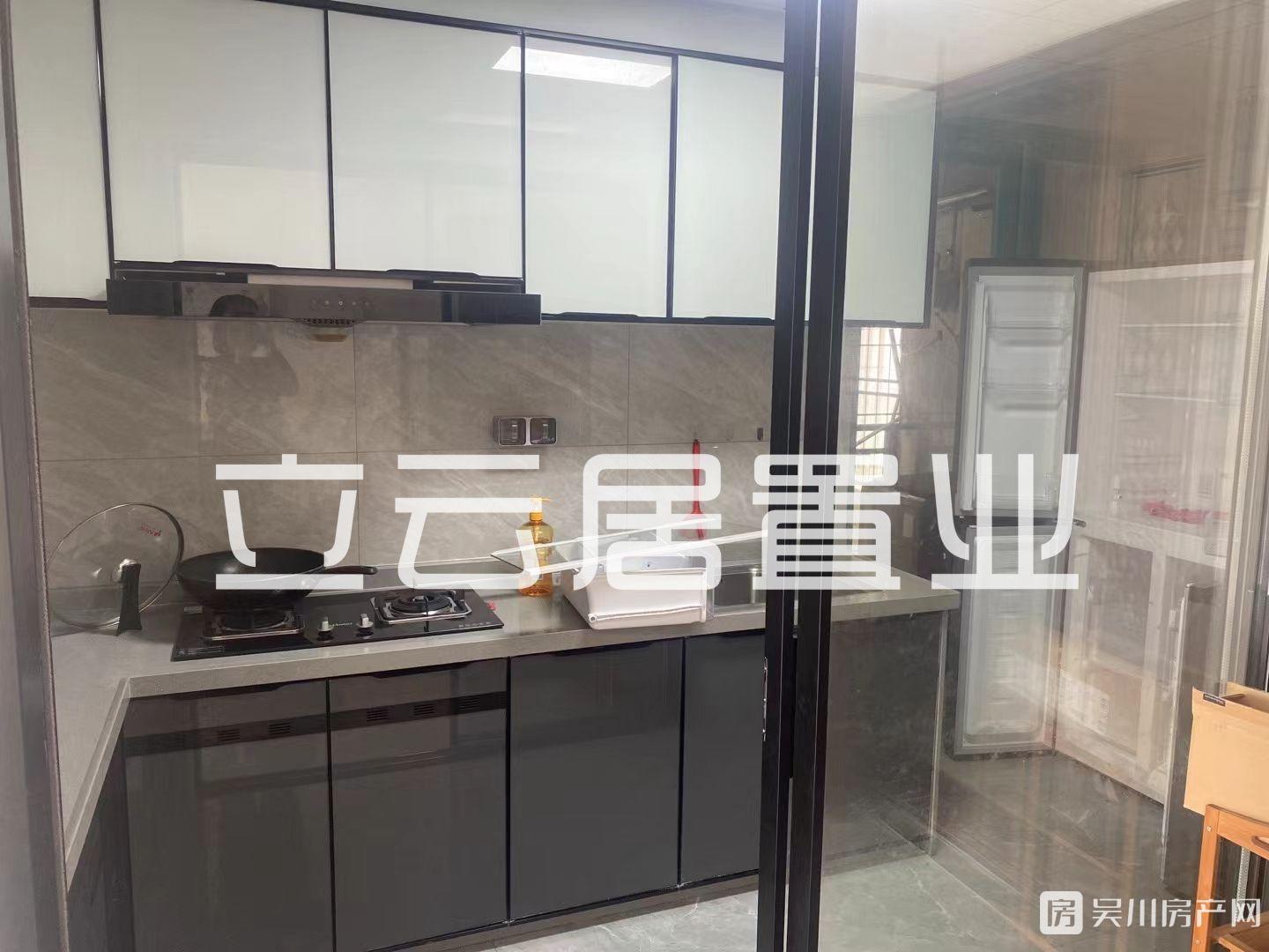 出租南山壹號3室2廳2衛(wèi)106平米1800元/月住宅
