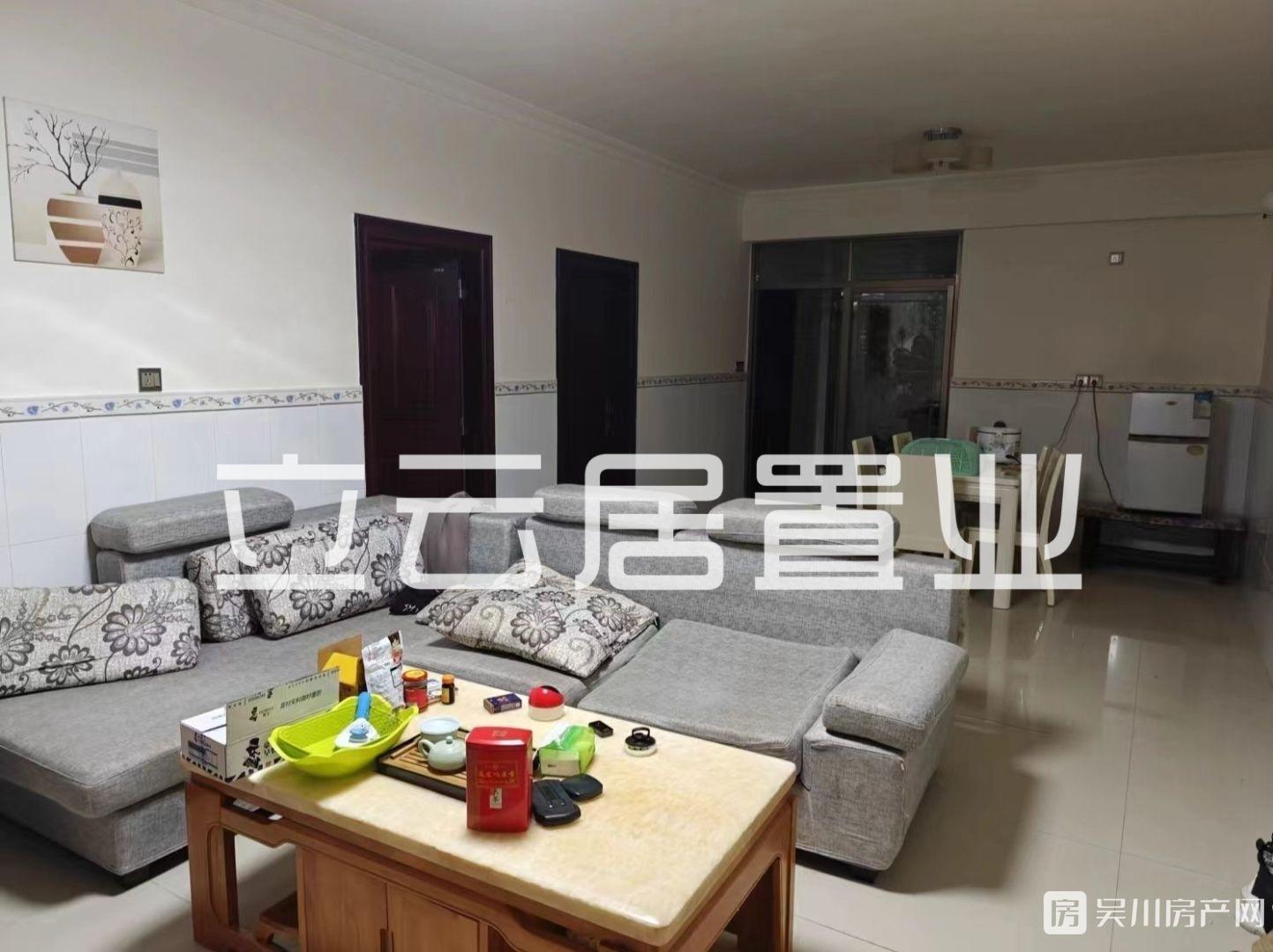 金牛小區(qū)90方南向3室2廳1衛(wèi)31萬可入讀沿江小學(xué)