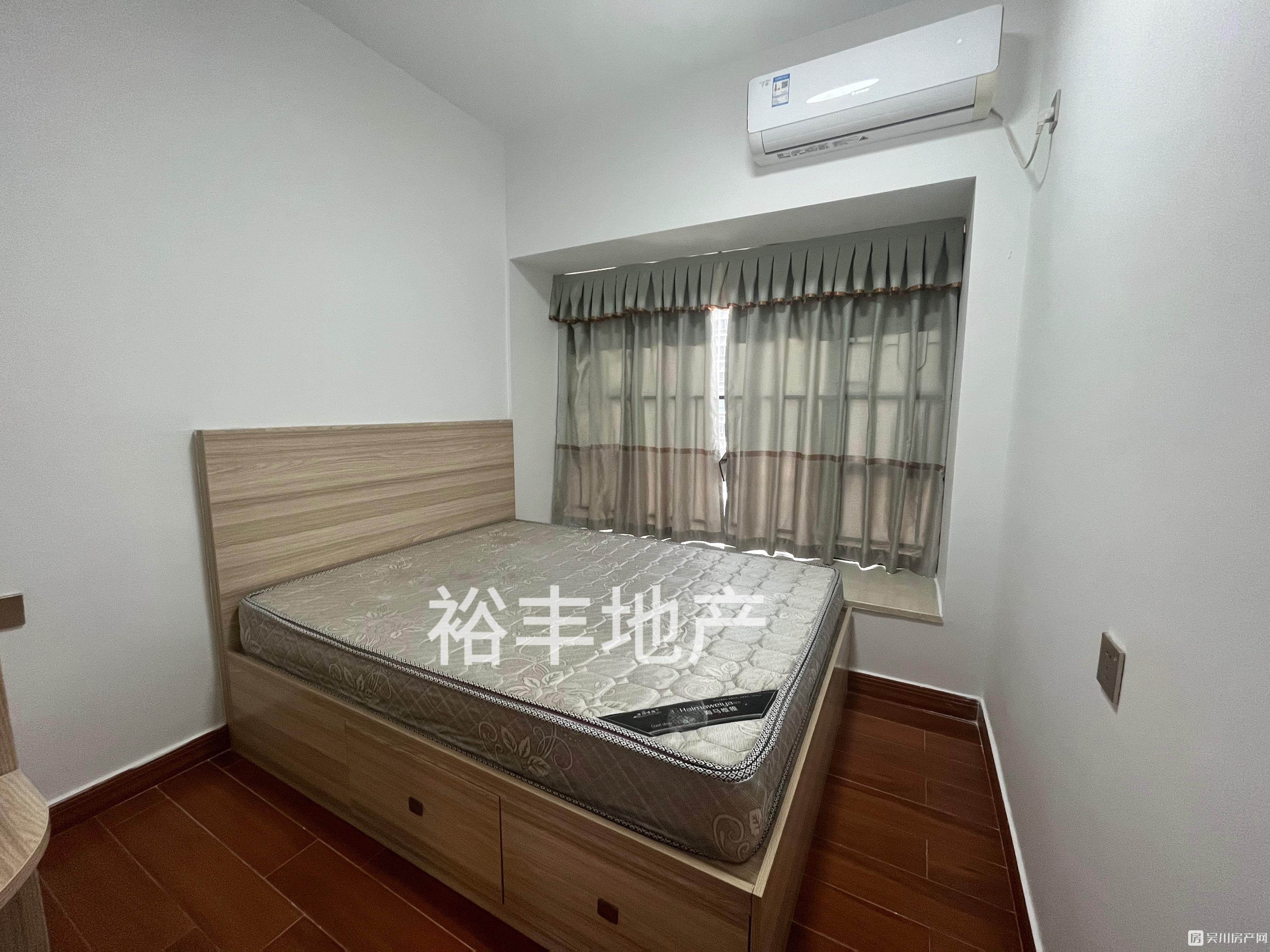 出租金沙廣場 華府3室2廳1衛(wèi)120平米2300元/月住宅