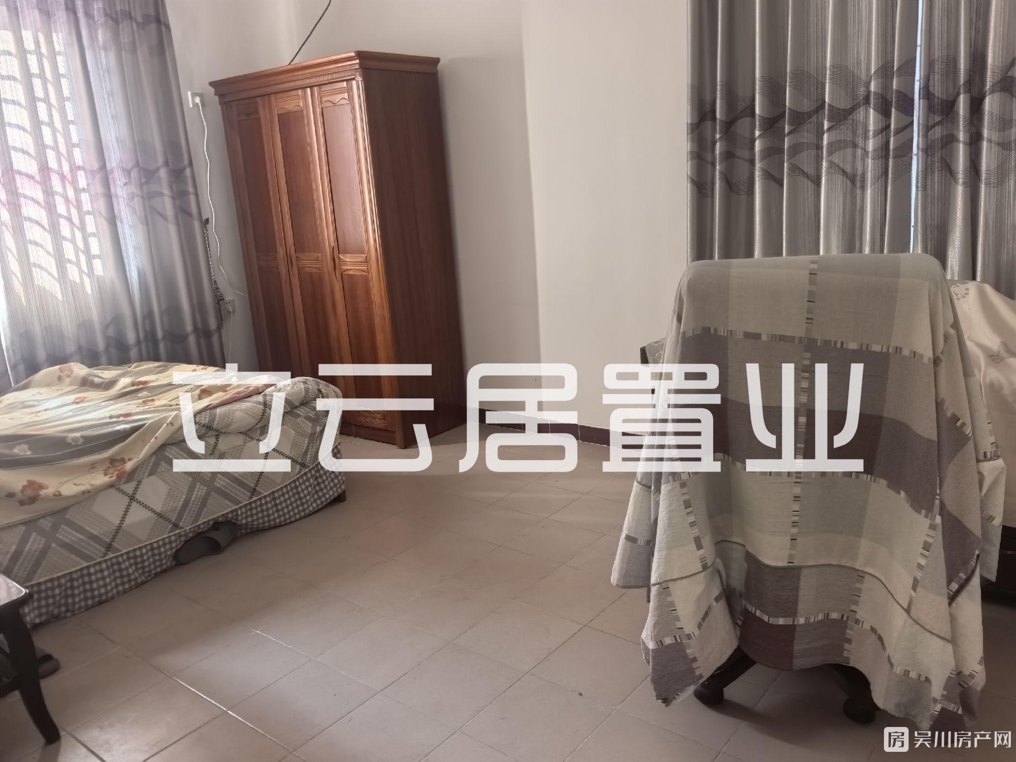 筍到燝廣沿路附近4層私人屋占地75平米建筑面積361平僅售165萬拼手速