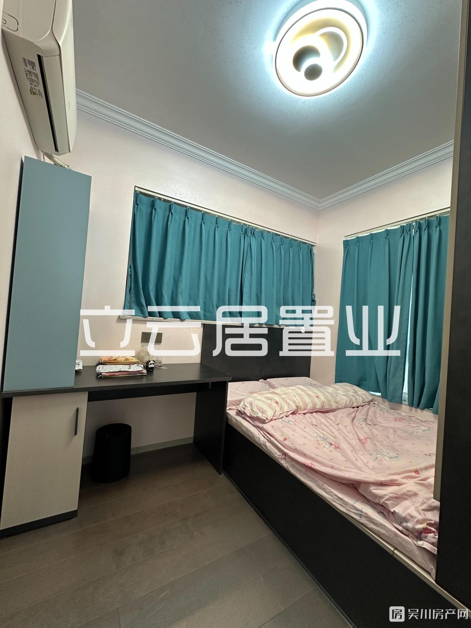 出售華和南國(guó)茗苑5室2廳2衛(wèi)127平米全屋豪裝定制轉(zhuǎn)售僅需118萬(wàn)