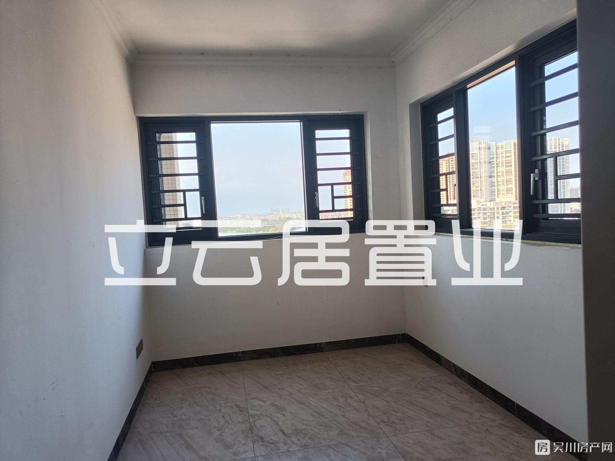 超級筍沿江半島4室2廳2衛(wèi)117平米僅租1500元/月拼手速