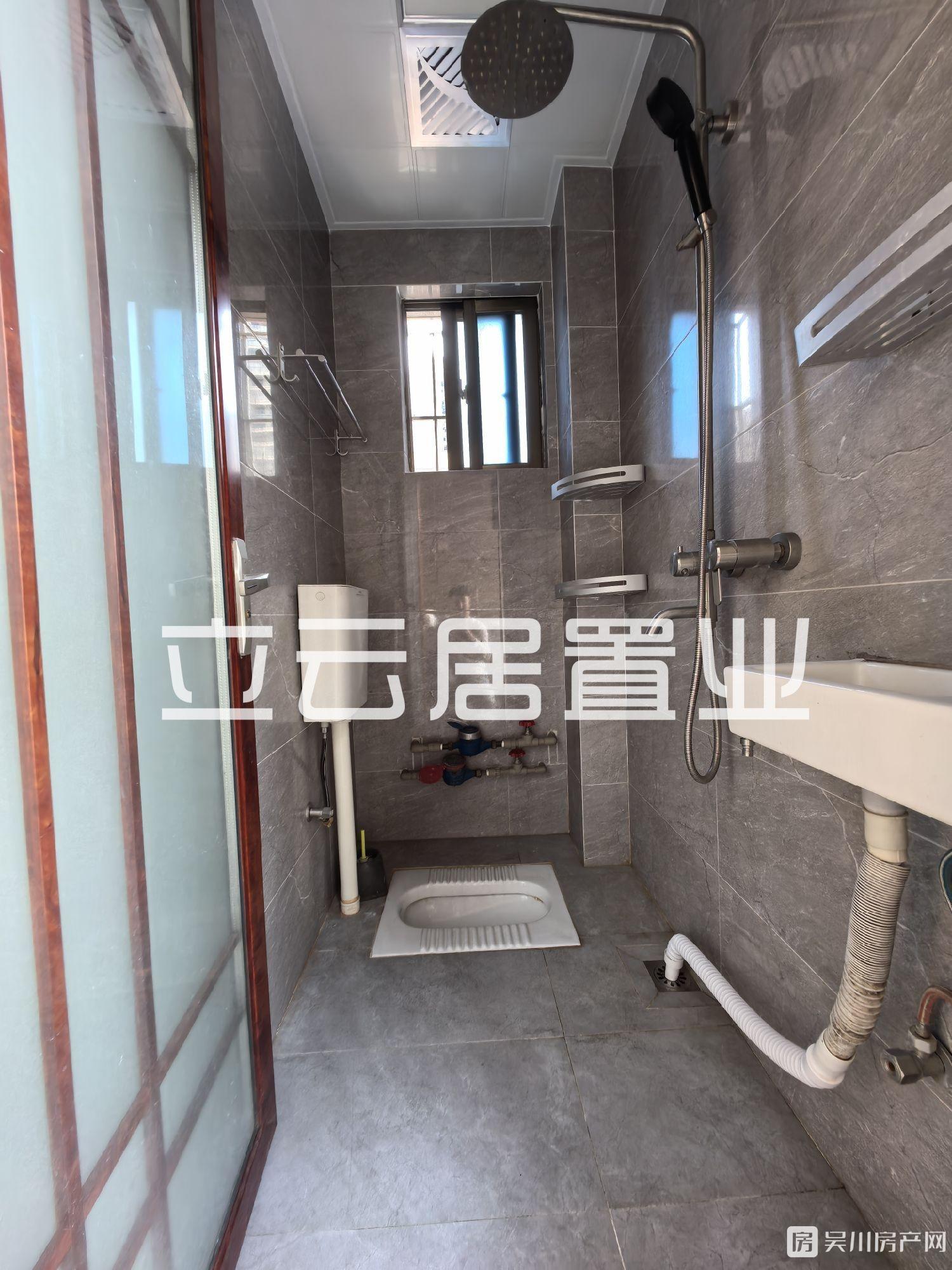 出租萬和城附近1室1衛(wèi)1陽僅租650元/月住宅