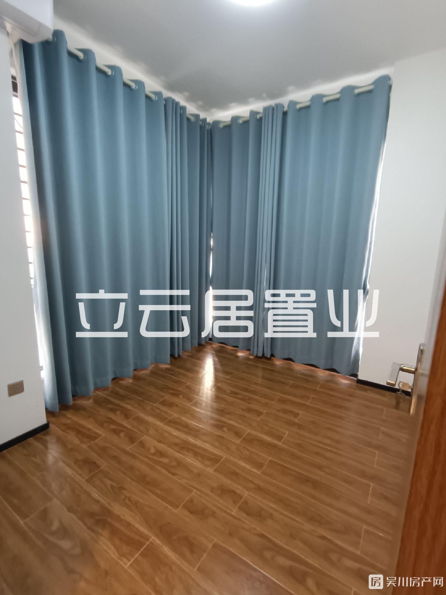 出租裕達豪庭4室2廳2衛(wèi)110平米2100元/家私家電齊全的