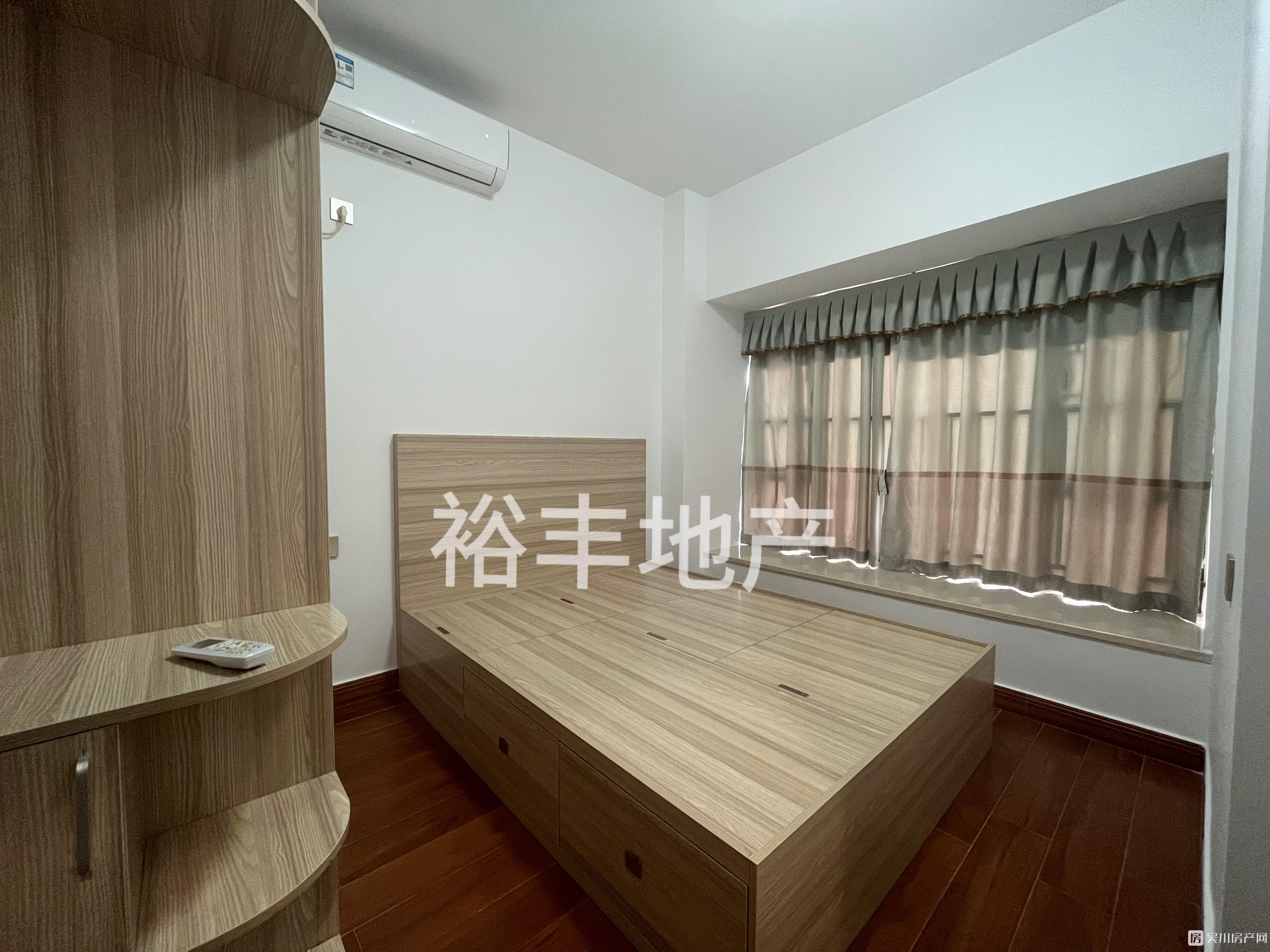 出租金沙廣場 華府3室2廳1衛(wèi)120平米2300元/月住宅