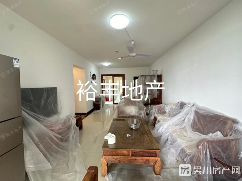 出售吳川第一城3室2廳2衛(wèi)102平米50萬住宅