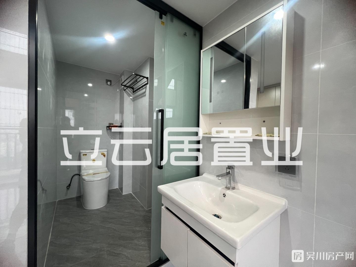 壹號公館1室1廳1衛(wèi)26平米1300元/月