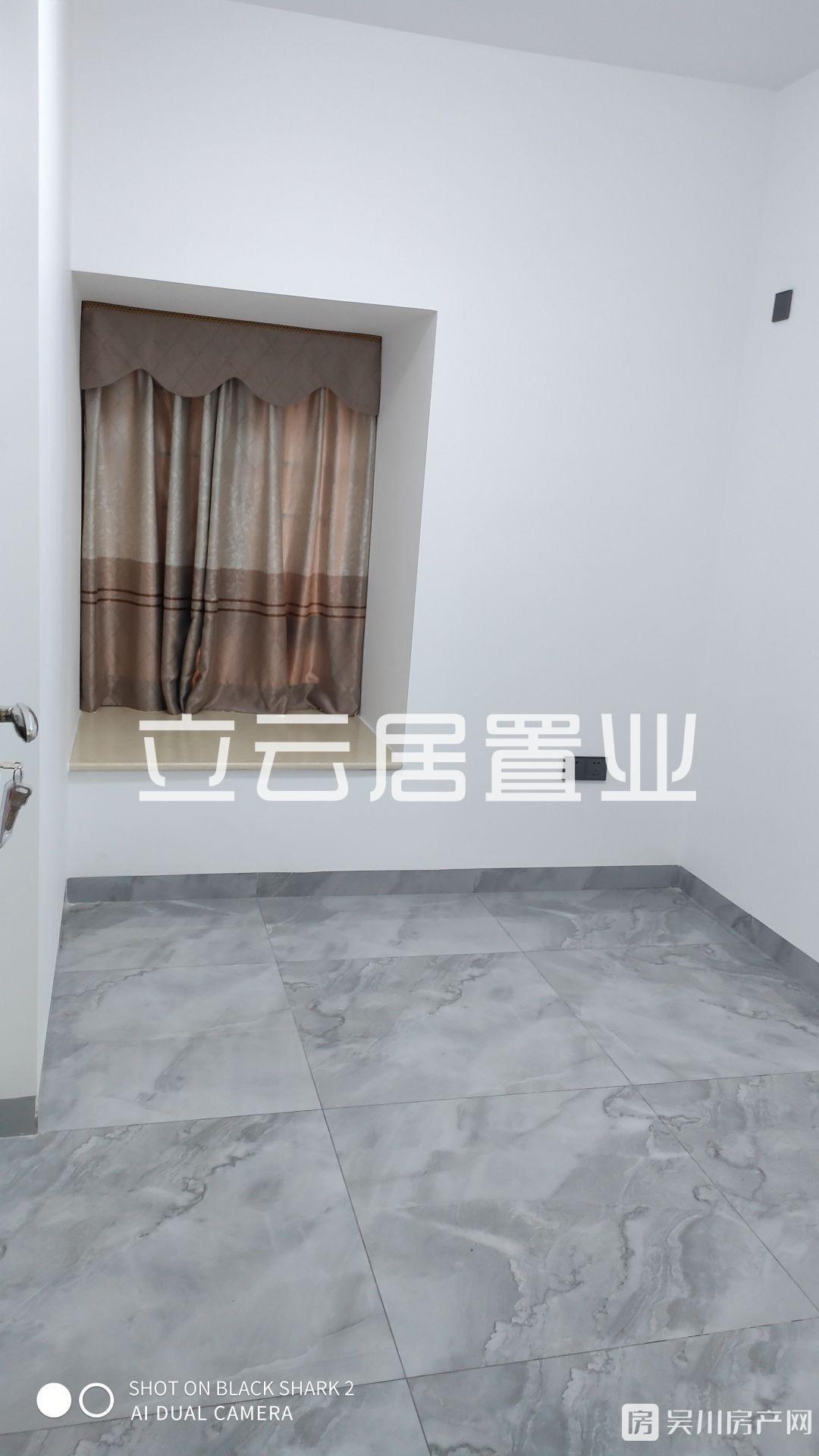 出租匯景藍灣3室2廳1衛(wèi)92平米1500元/月住宅