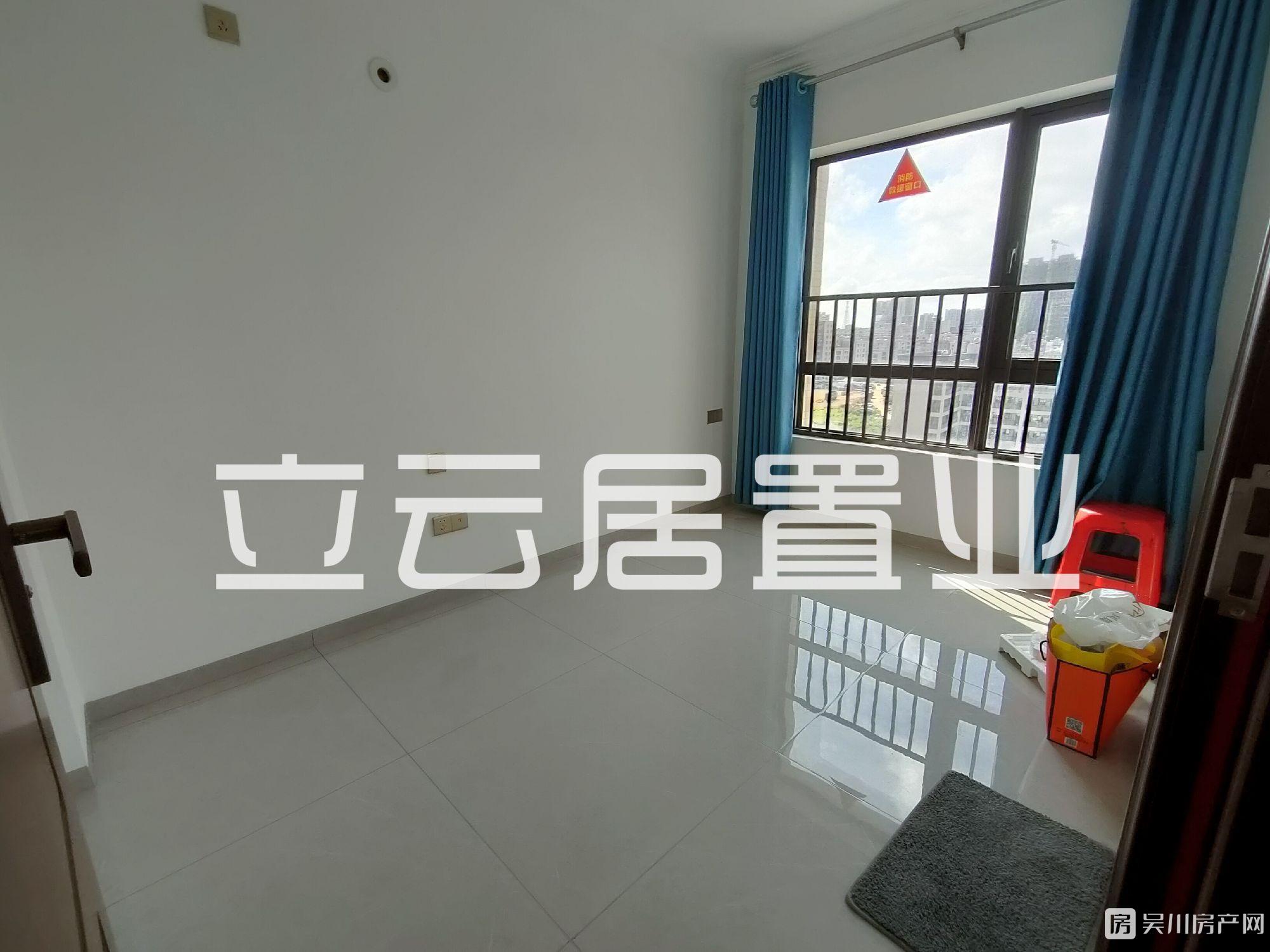 出租華和南國茗苑4室2廳1衛(wèi)84平米2000元/月住宅