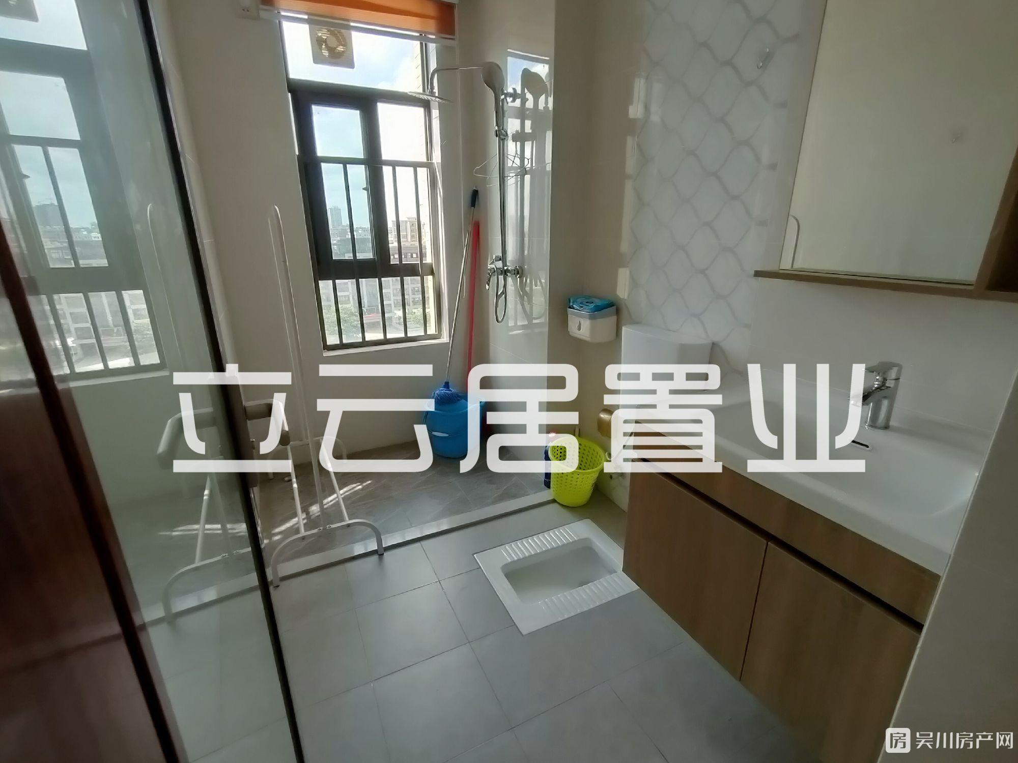 出租華和南國茗苑4室2廳1衛(wèi)84平米2000元/月住宅