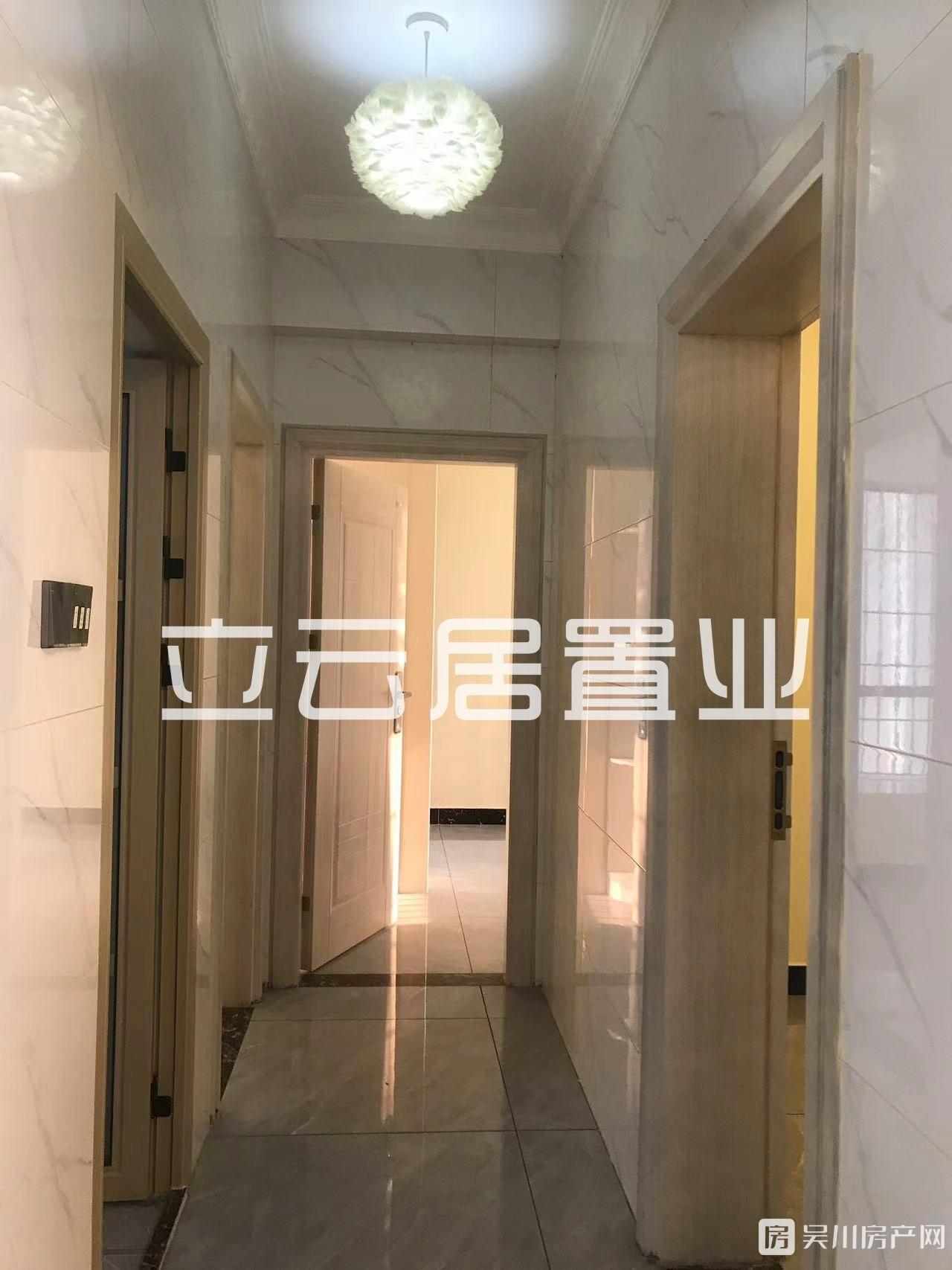 出租碧海園3室2廳1衛(wèi)91平米1300元/月住宅