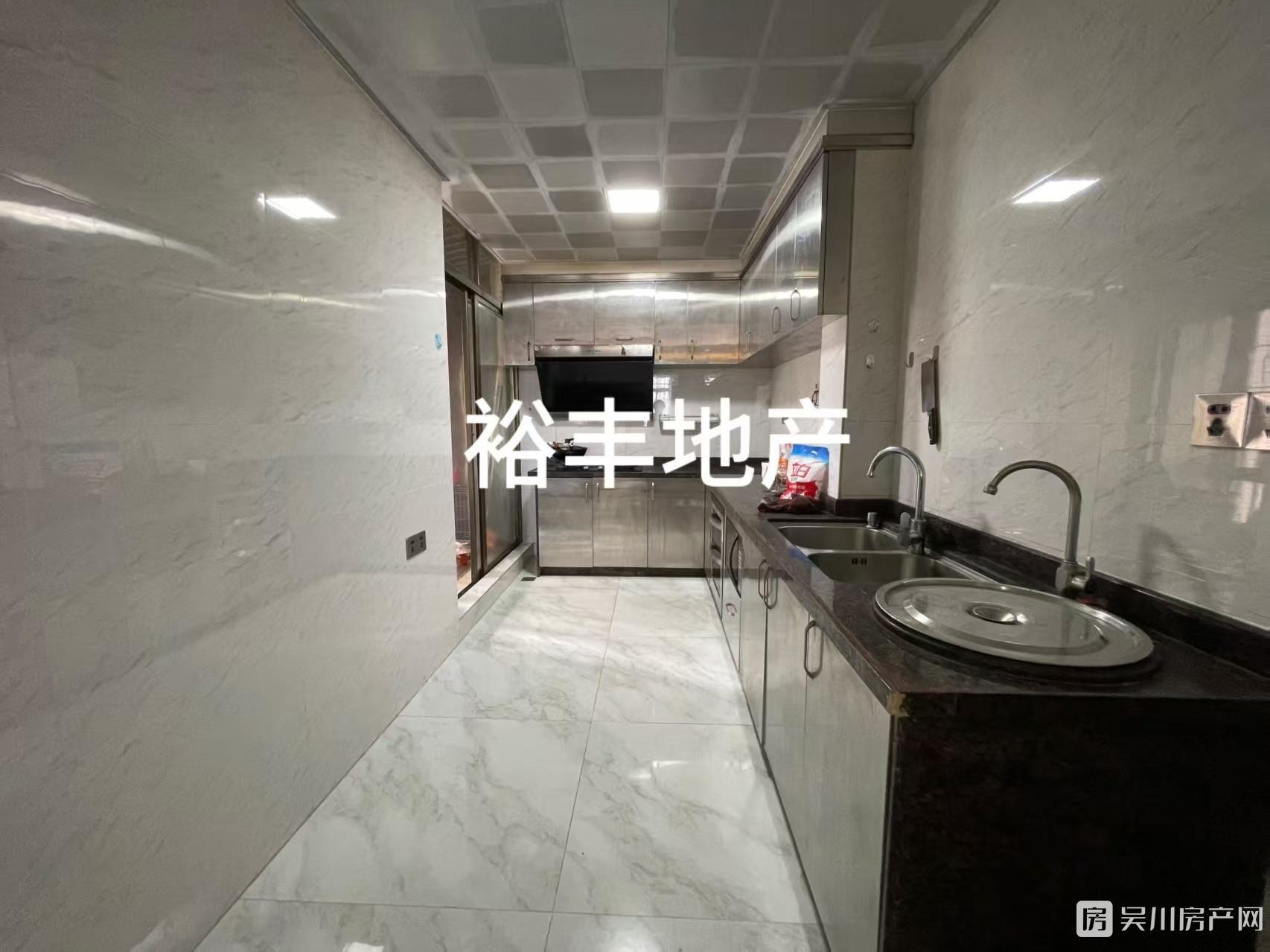 出租明苑居4室2廳2衛(wèi)151平米1800元/月住宅