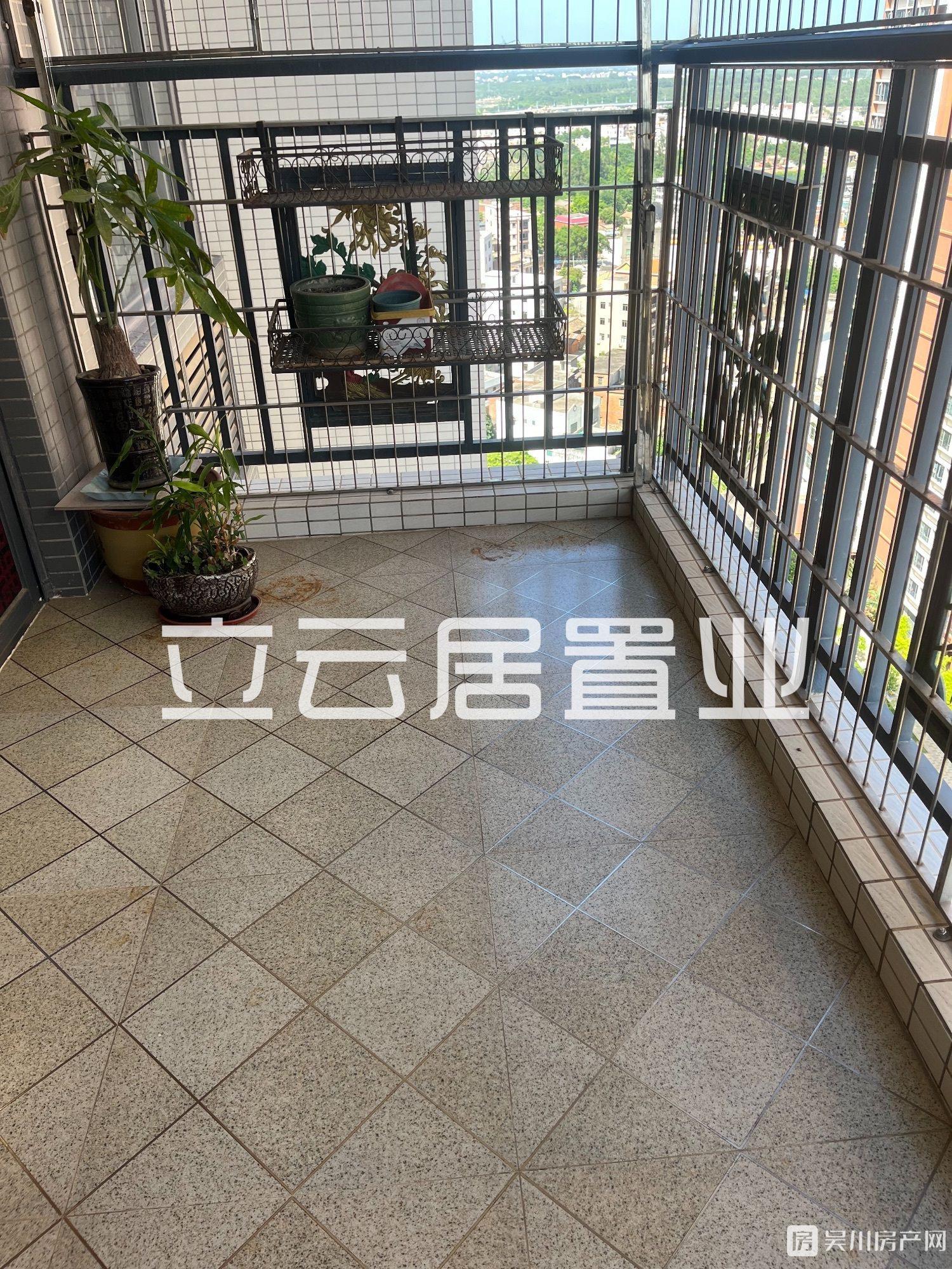 出租金沙廣場 華府3室2廳2衛(wèi)121平米2500元/月住宅