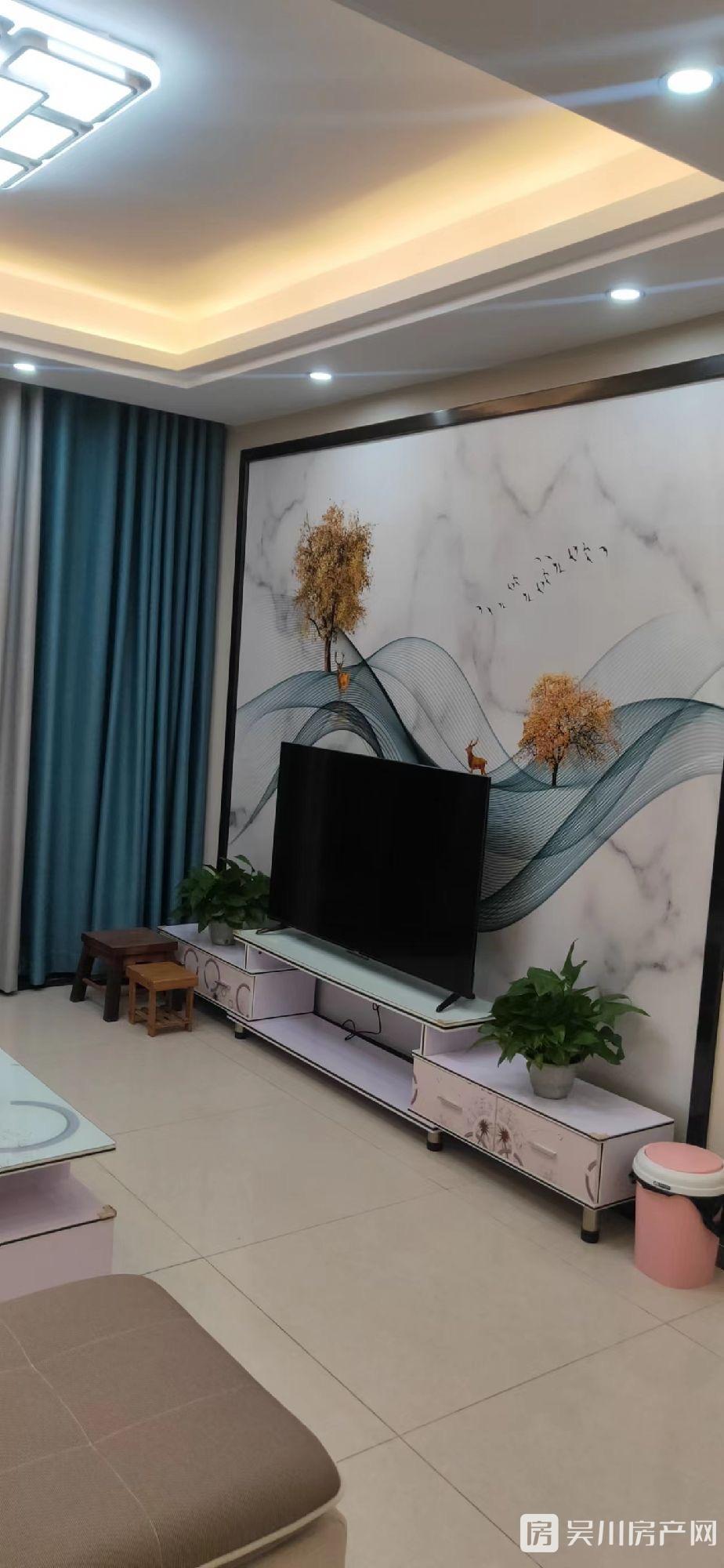 出租吳川第一城3室2廳2衛(wèi)102平米1800元/月住宅